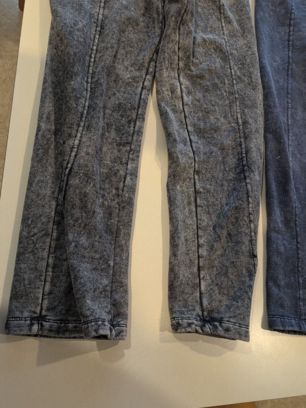 Love83 Lot Of 2 Pants Women's M Gray Blue Faded Sweatpants Comfy Solid - Picture 3 of 11